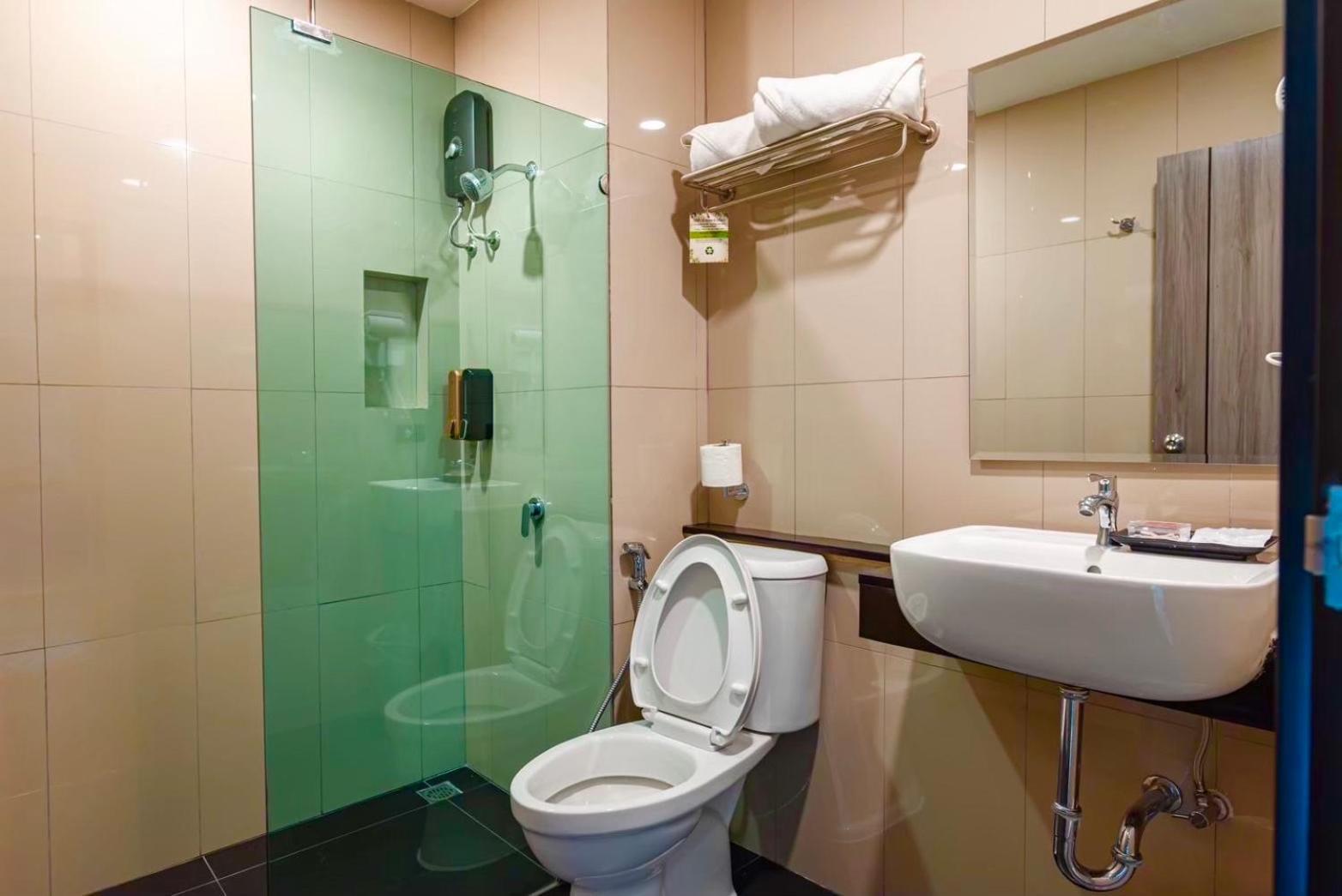 บ้านพัก Bbhouse Khlongtan *